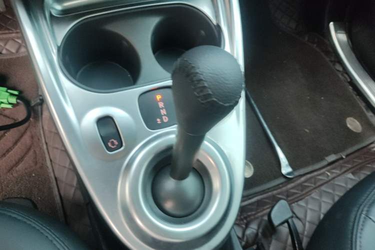 Used  fortwo 2015 1.0L 52 kW hardtop Dynamic version
