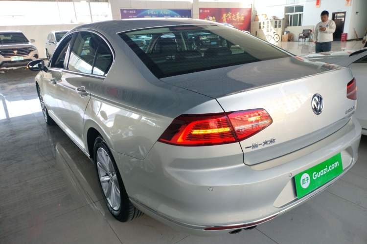 Used Volkswagen Magotan 2017 330TSI DSG Leading Model