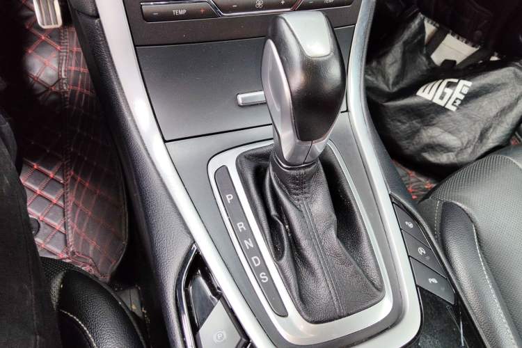 Used Ford Edge 2016 EcoBoost 245 Four-Wheel Drive Titanium 7-Seater