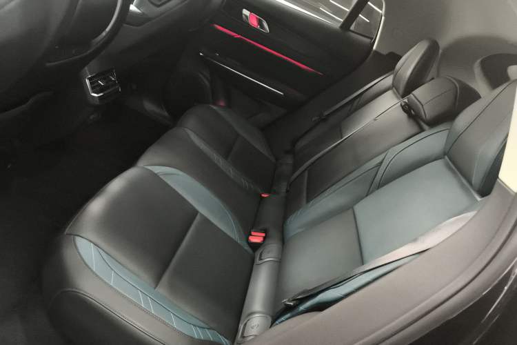 Used Lynk & Co 05 2022 2.0T Two-Wheel Drive Shine Halo