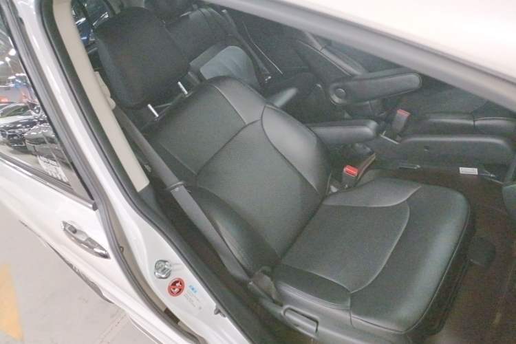 Used Honda Odyssey 2024 2.0L eHEV Sharp & Enjoy Edition