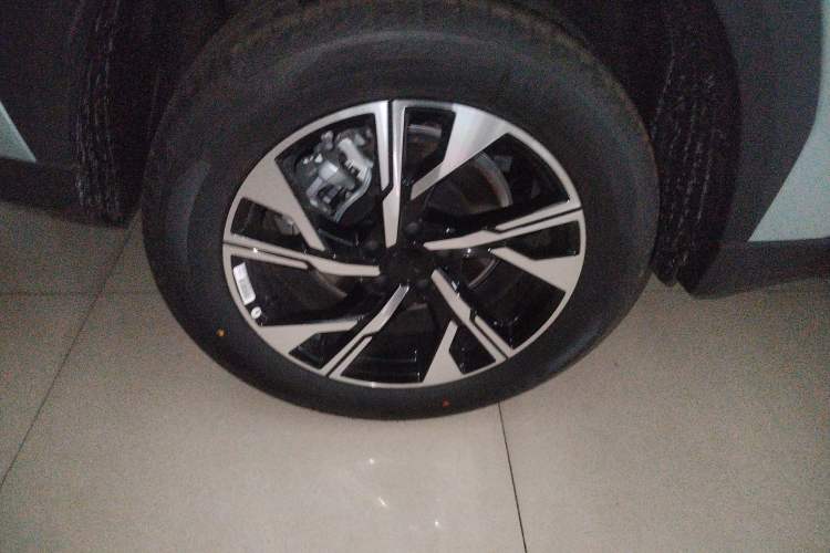 Used Geely Auto FX11 2025 4th Generation 1.5TD DCT – The Start