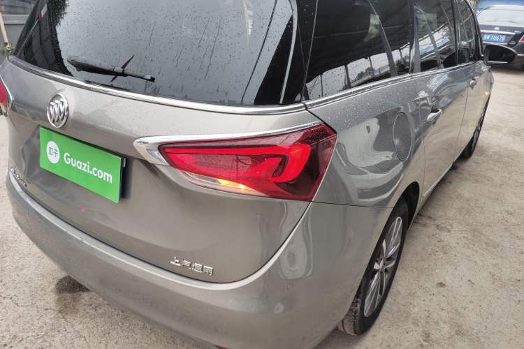 Used Buick GL6 2018 18T 6-Seater Prestige Model
