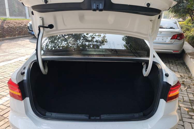 Used Volkswagen Lavida 2019 280TSI DSG Comfort Edition China VI standard