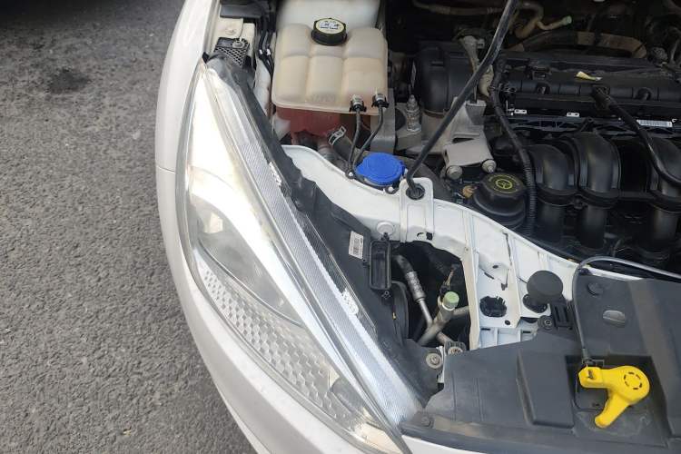 Used Ford Focus 2017 Hatchback 1.6L Manual Fashion Edition SmartDrive Version
