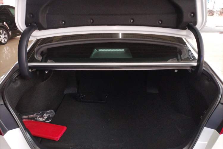 Used Toyota Camry 2023 2.0GVP Premier Edition
