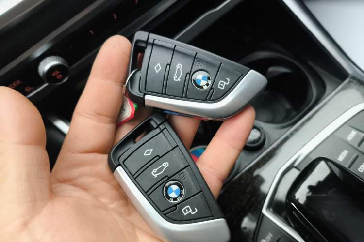 Used BMW 3 Series 2021 Second Facelift 325Li M Sport Package