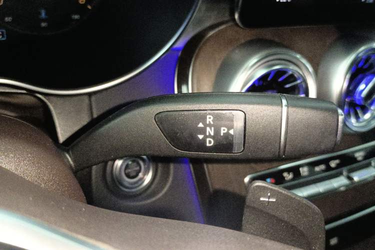 Used Mercedes-Benz GLC 2022 Facelift GLC 260 L 4MATIC Luxury Edition
