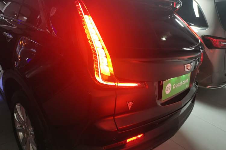 Used Cadillac XT4 2018 28T Two-Wheel Drive Tech Version
