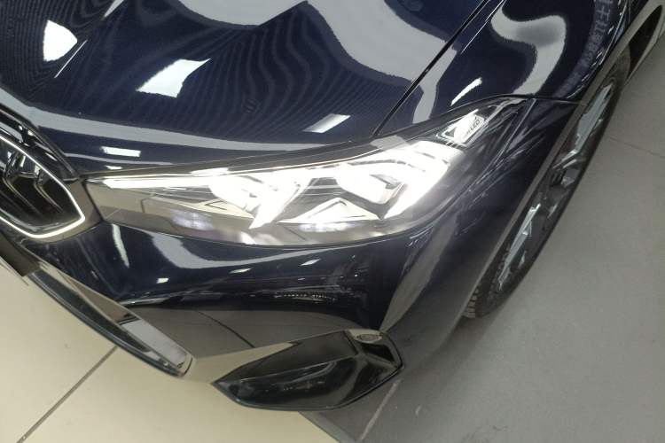 Used BMW 3 Series 2025 330Li M Sport Shadowline Package