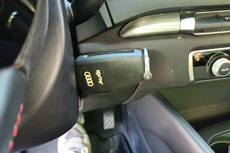 Used Audi A3 2014 Limousine 35 TFSI Automatic Comfort Model
