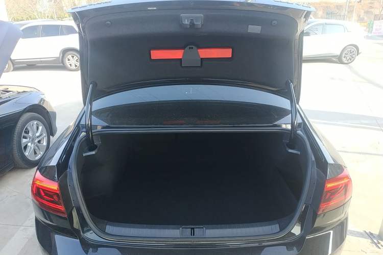 Used Volkswagen Magotan 2020 280TSI DSG Comfort Edition
