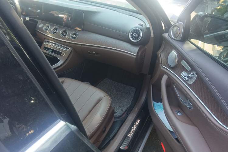 Used Mercedes-Benz E-Class 2021 E 300 L Stylish Model
