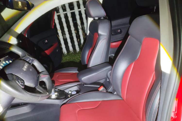 Used Haval H2s 2017 Red-Label 1.5T Dual-Clutch Elite Model