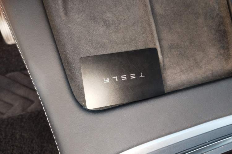 Used Tesla Model 3 2022 Rear-Wheel-Drive Version
