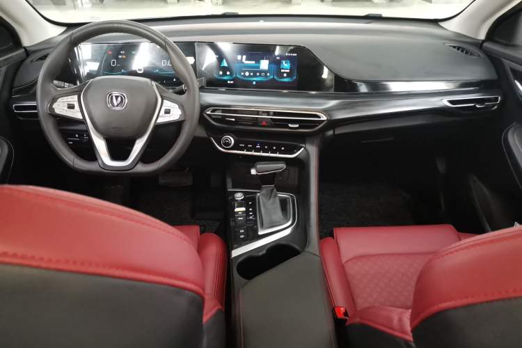 Used Changan Eado 2020 PLUS Blue Whale NE 1.4T GDI DCT Flagship Model
