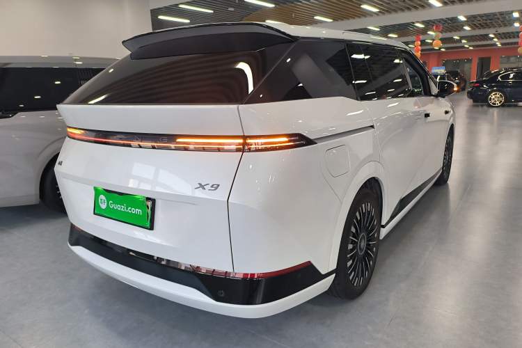 Used XPeng X9 2025 740 Ultra-Long Range Max
