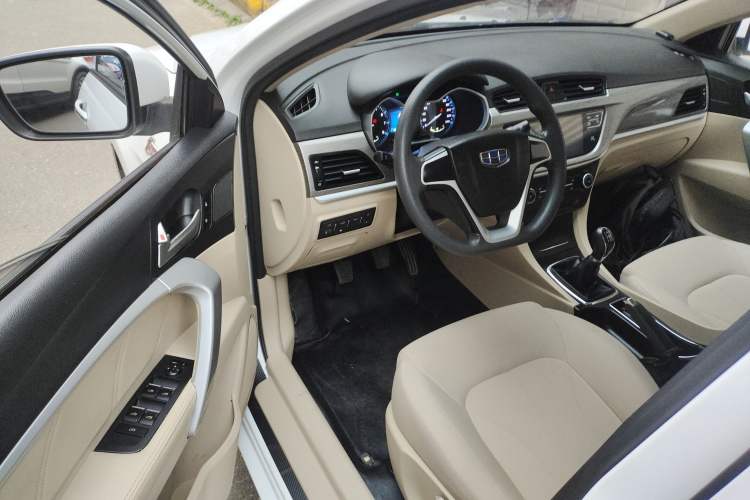 Used Geely Auto Emgrand 2017 Sedan Million Edition 1.5L Manual Fashion Model