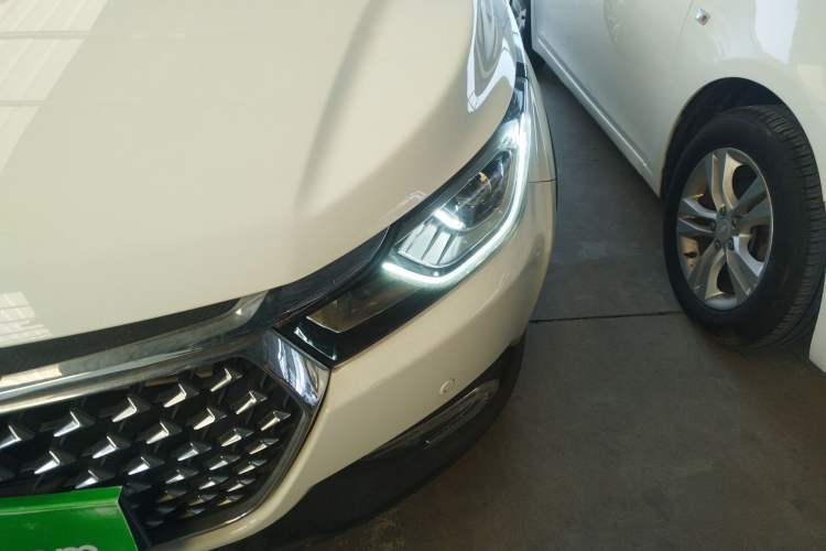 Used Luxgen U5 SUV 2017 1.6L CVT Prestige Edition
