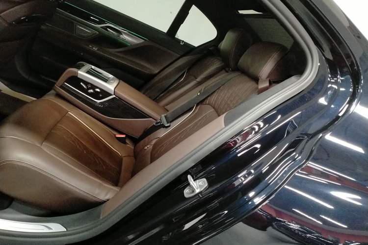 Used BMW 7 Series 2021 730Li M Sport Package
