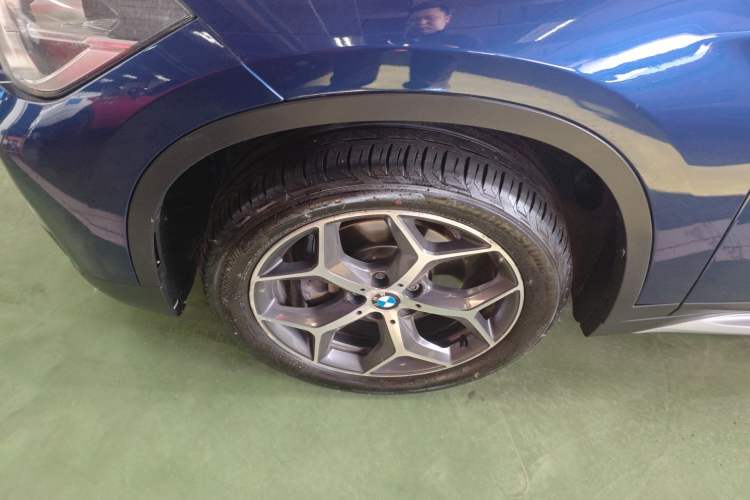 Used BMW X1 2018 sDrive18Li Luxury Model