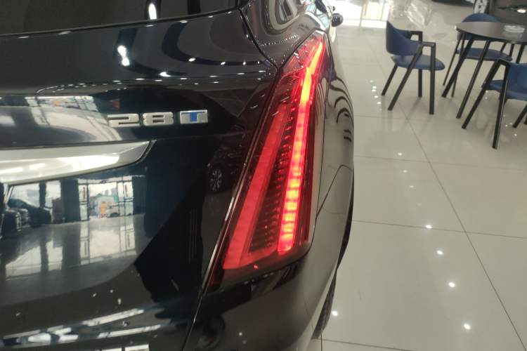 Used Cadillac XT5 2022 2.0T Two-Wheel Drive Luxury Version
