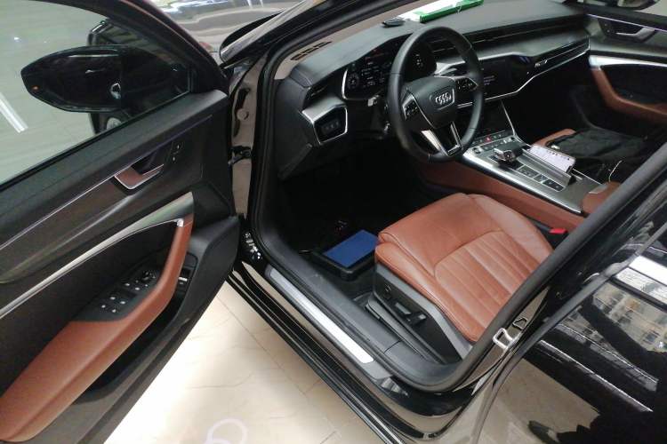 Used Audi A6L 2022 40 TFSI Luxury Prestige Edition
