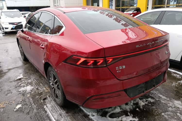 Used BYD Qin PLUS 2021 EV 400KM Luxury Model
