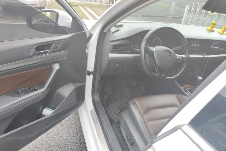 Used Volkswagen Lavida 2019 280TSI DSG Luxury Edition China VI Standard