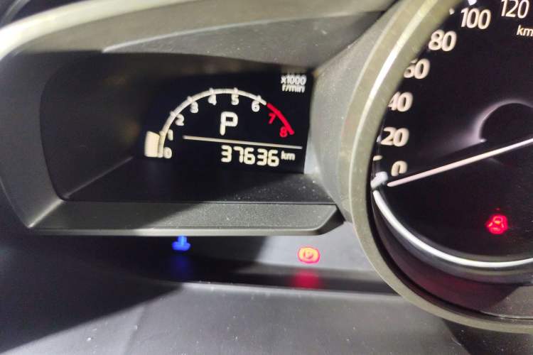 Used Mazda Mazda 3 Axela 2017 Sedan 1.5L Automatic Luxury Model China VI Standard