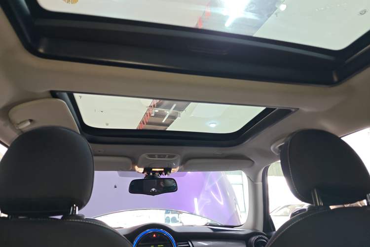 Used  MINI 2014 1.5T COOPER Fun
