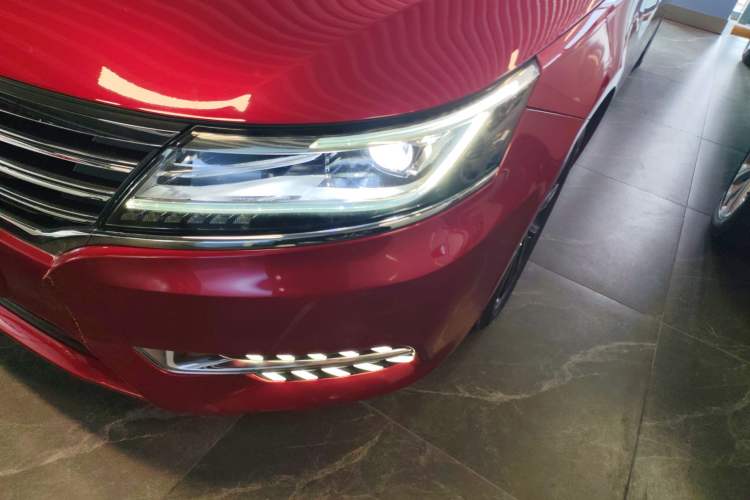 Used Roewe i6 2018 20T Automatic Internet ZhiZun Edition
