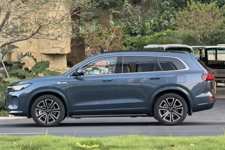 Used Hima AITO M7 2024 1.5T Intelligent Driving 4WD Ultra Version 6 Seats