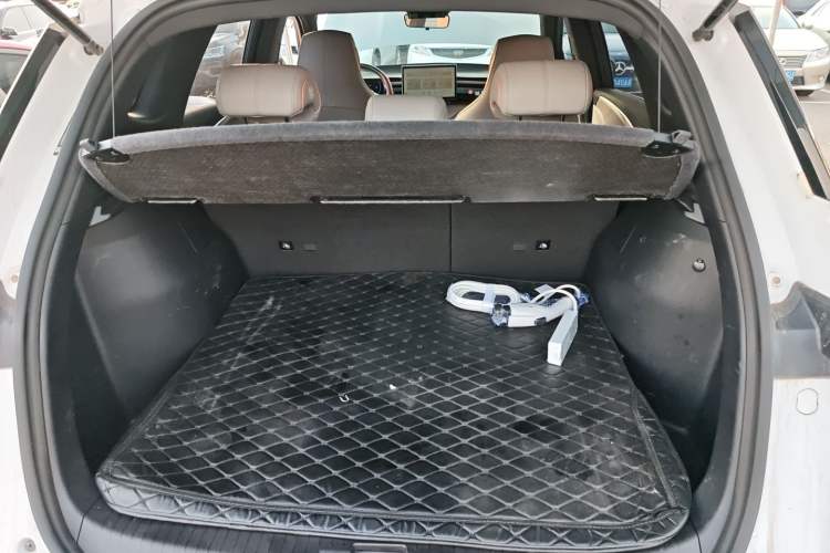 Used BYD Song Pro New Energy 2023 Champion Edition DM-i 71KM Beyond Model
