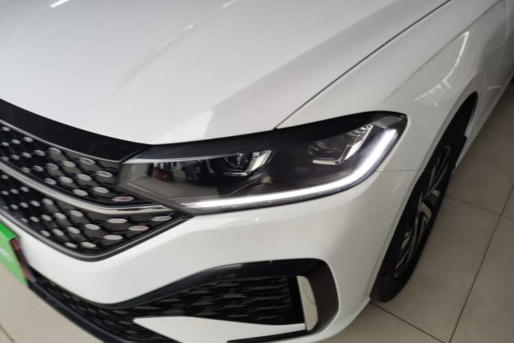 Used Volkswagen Lavida 2024 300TSI DSG Starry Sky Deluxe Edition
