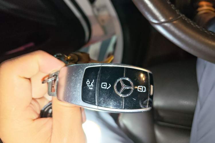 Used Mercedes-Benz GLC 2020 GLC 260 L 4MATIC Dynamic Model