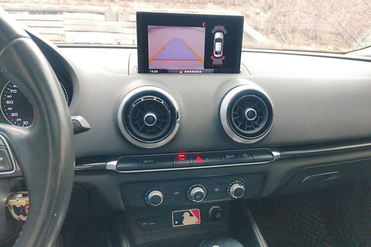 Used Audi A3 2019 Limousine 35 TFSI Fashion Edition China V standard
