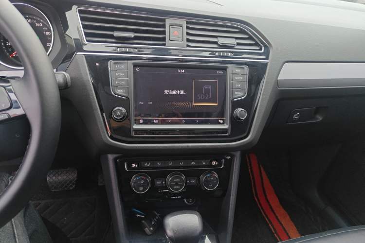 Used Volkswagen Tiguan L 2017 380TSI Automatic All-Wheel-Drive Luxury Edition
