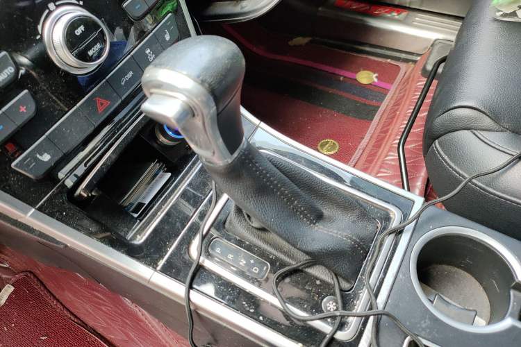 Used Haval H2 2016 Red Label 1.5T Automatic Two-Wheel Drive Prestige Model
