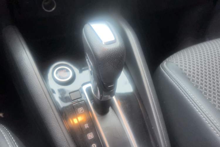 Used Nissan Kicks 2019 1.5L CVT Smart Connect Luxury Edition
