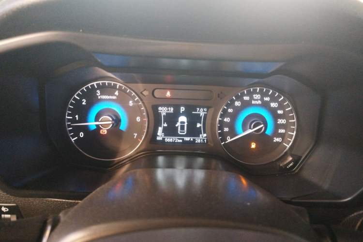 Used Dongfeng Fengon 580 2017 1.5T CVT Luxury Model