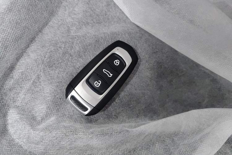 Used Geely Galaxy Panda 2024 Panda Mini 200km Endurance Bear
