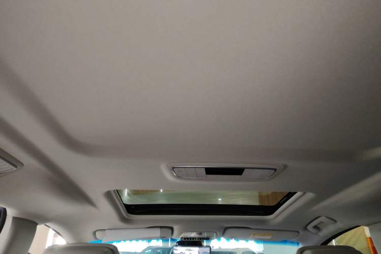 Used Buick GL8 2023 ES Lu Zun Deluxe and Yue Edition
