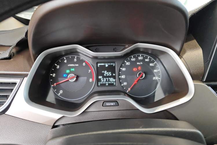 Used Baojun 310W 2017 1.5L Manual Comfort Model China V Standard