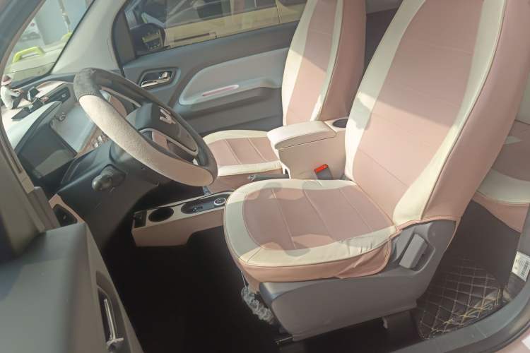 Used Wuling Hongguang MINIEV 2021 Macaron Premium Model – Lithium Iron Phosphate