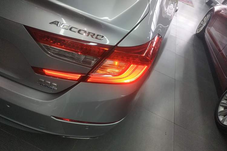 Used Honda Accord 2018 260TURBO Luxury Edition China VI
