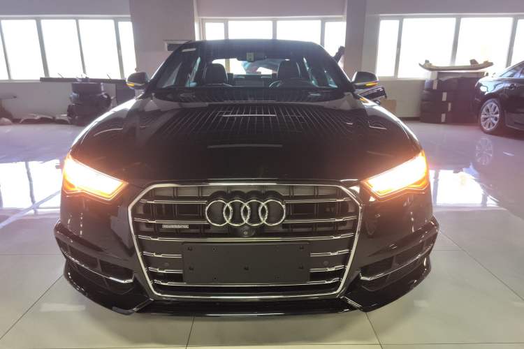 Used Audi A6L 2018 30th Anniversary Edition 45 TFSI quattro Sport model
