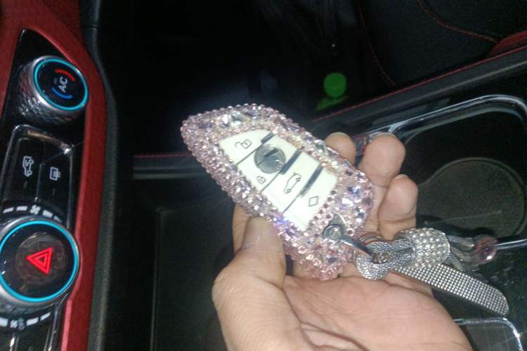 Used  BJ40 2018 PLUS 2.3T Automatic Four-Wheel Drive Flagship Version China V Emission Standard
