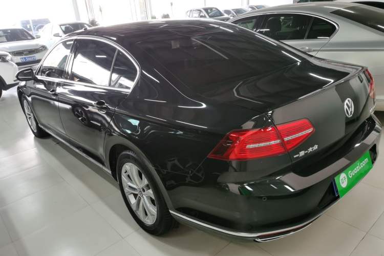 Used Volkswagen Magotan 2017 330TSI DSG Luxury Model
