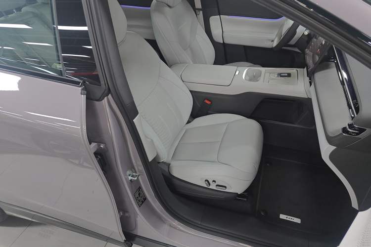 Used XPeng G6 2025 625 Long-Range Max Flagship Edition
